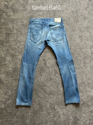 Jack & Jones Nick - Snygga Blåa Jack & Jones Nick som är i mycket bra skick och feta till rätt stil. Storlek W32/L34.