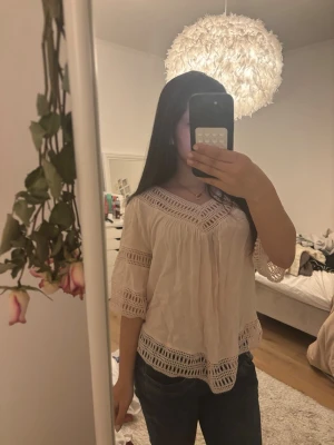 Rosa blus VILA  - Söt rosa blus till sommarn 