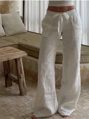 Alobha label linnebyxor - Storlek xs använd fåtal gånger. Säljer då jag inte gillat passformen, byter gärna med någon om de har storlek S. 