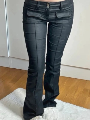 Nelly lowwaist läderbyxor  - Passar även storlek S | har aldrig används🩷