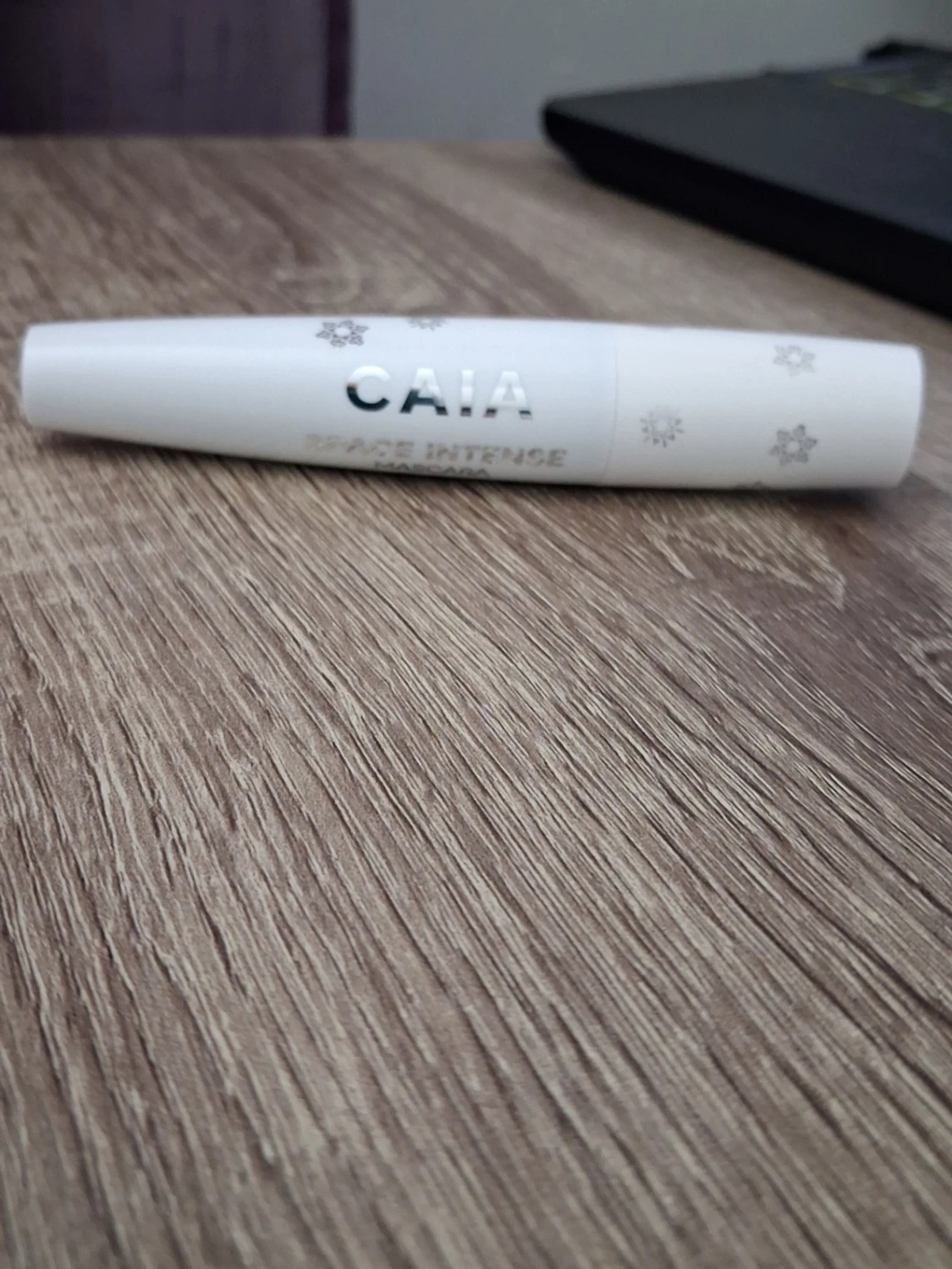 CAIA Space Intense Mascara svart - 3