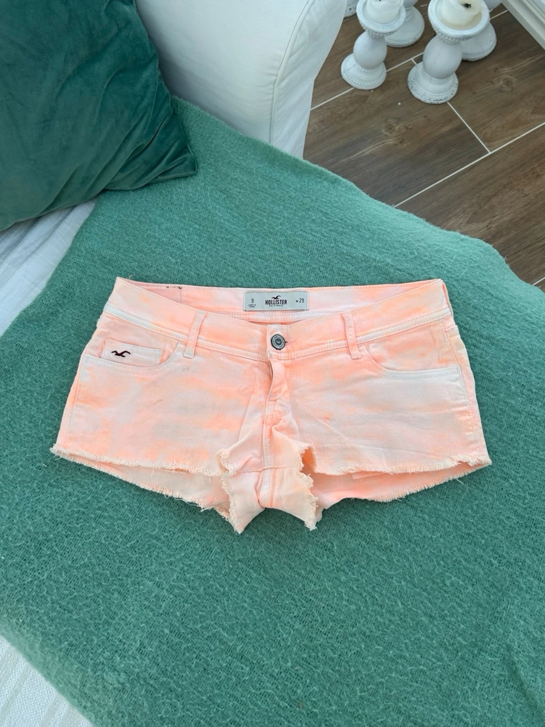 Hollister lågmidjade jeansshorts  - 2
