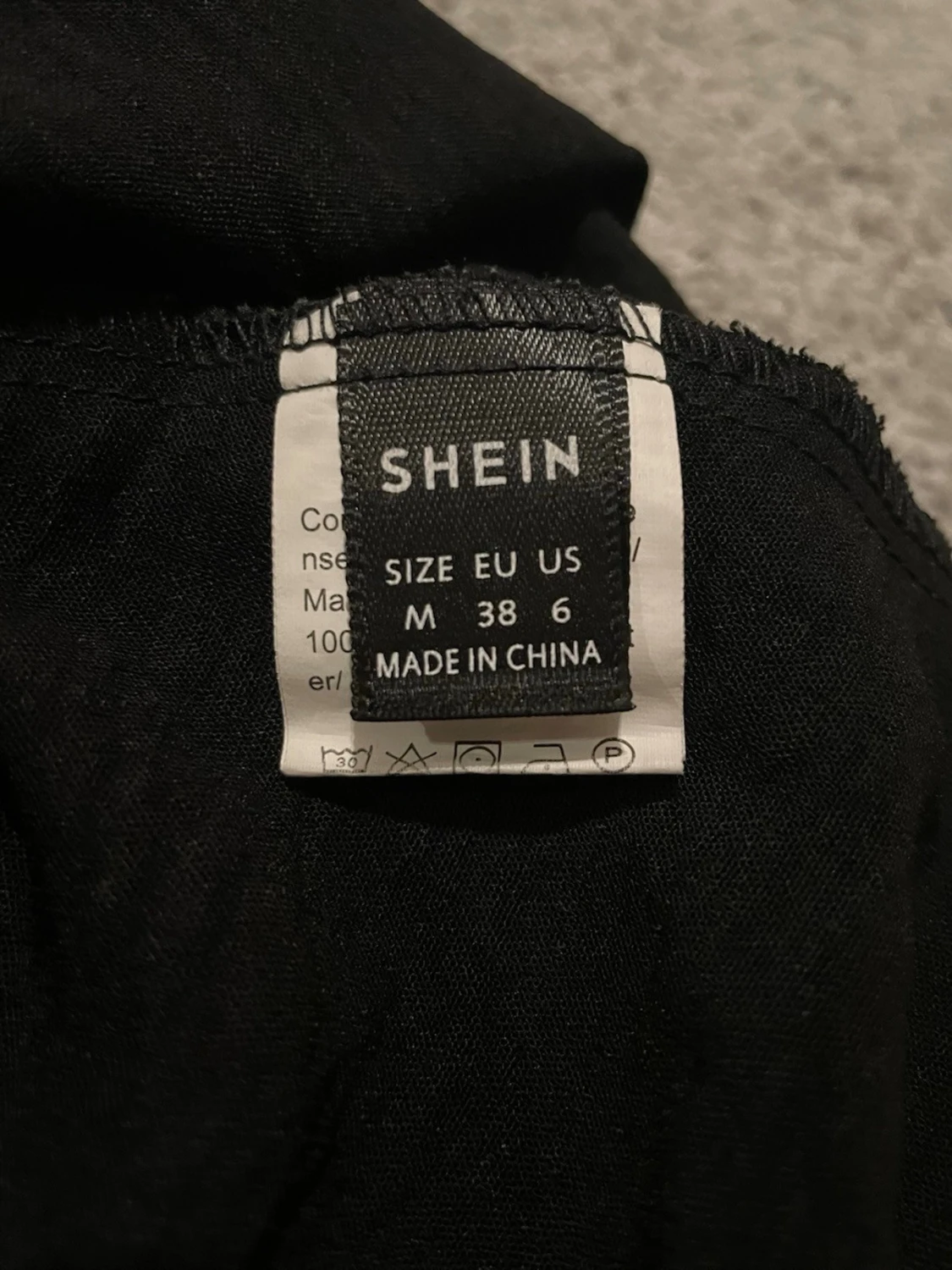 Svart volangkjol med smock - 3