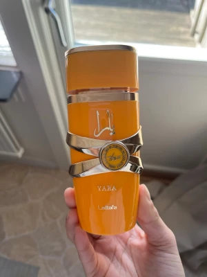 Lattafa tous - Ca 75 % kvar i flaskan av 100ml