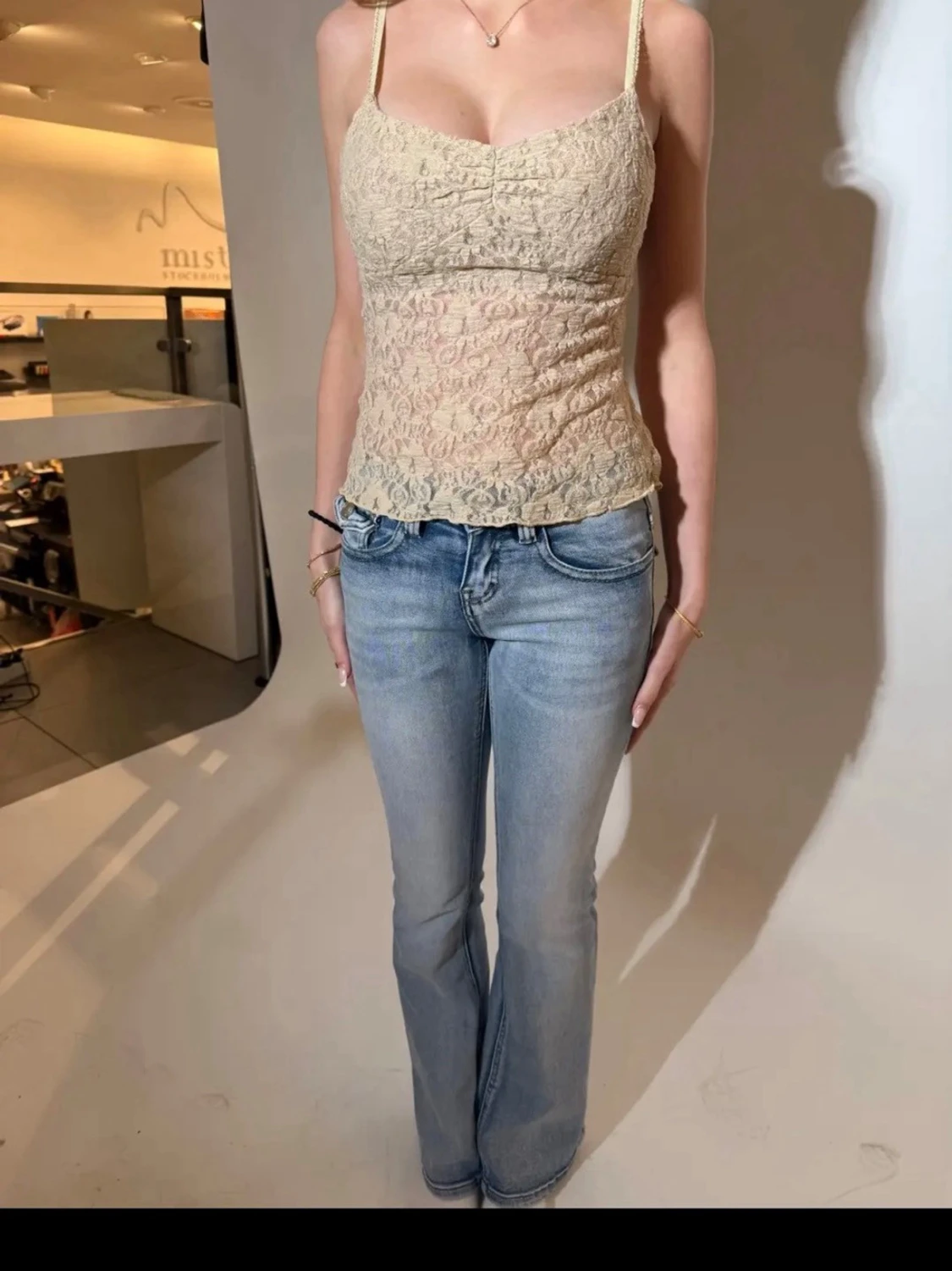 Ljusblå bootcut jeans från Miss Me - 1