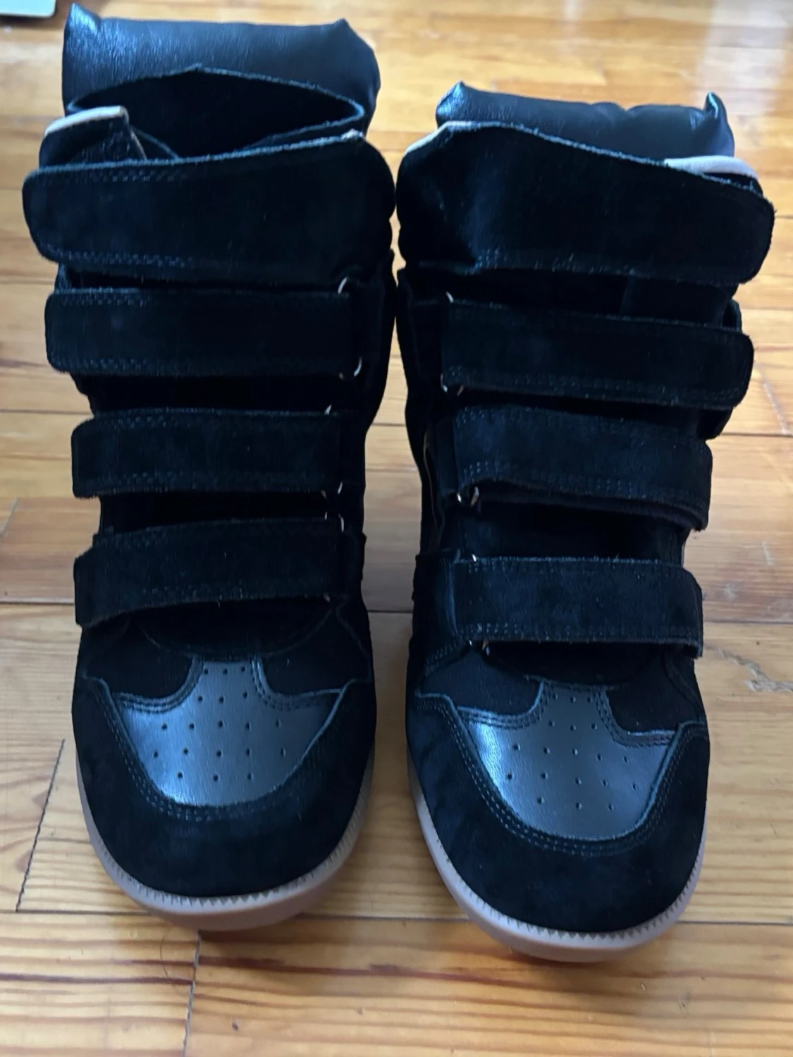 Svarta sneakers med kardborre och kilklack - 4