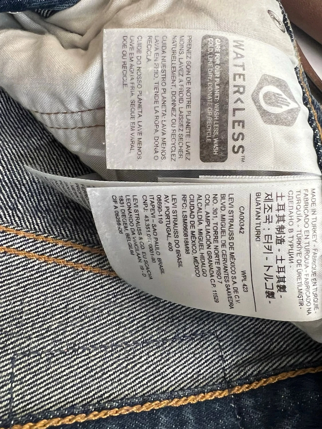 Levi's blå jeansshorts med slitningar - 4