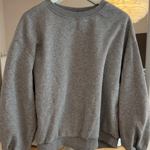 Vero moda tröja - Super fin Vero Moda tröja som inte längre kommer till användning!