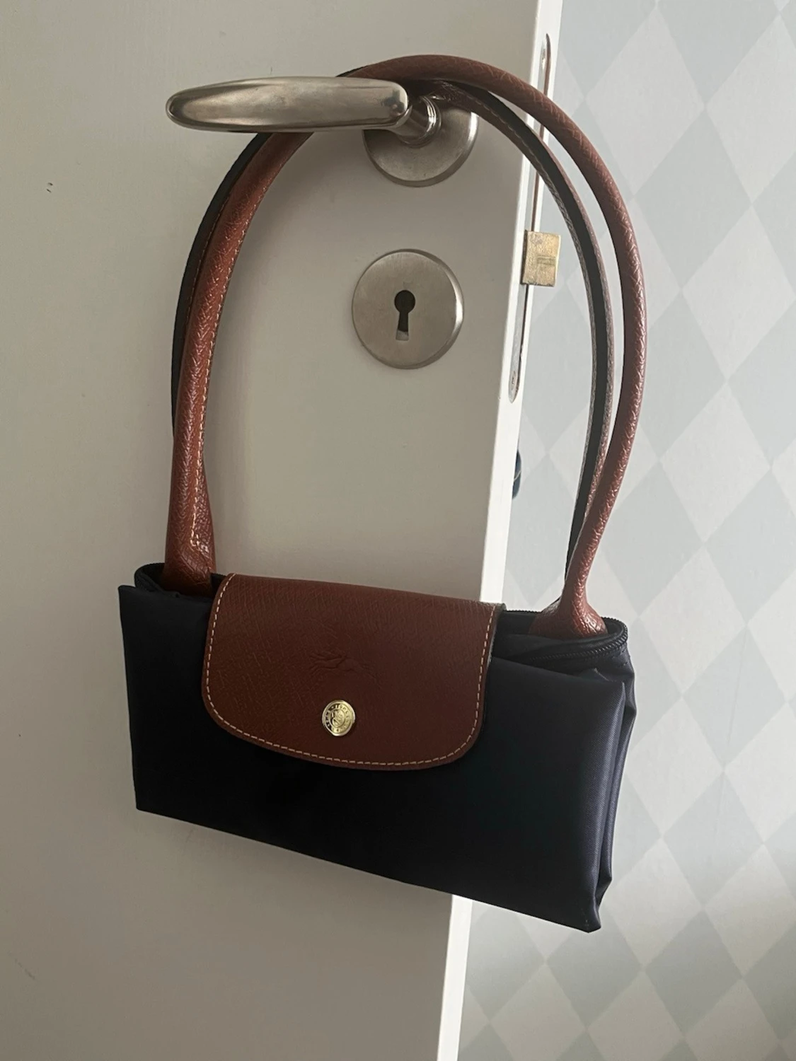 Marinblå  handväska från Longchamp - 1