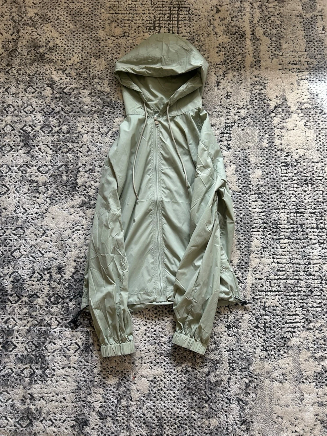 Risky Universe Windbreaker M