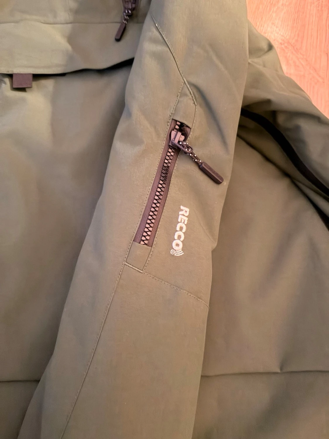 Grön skidjacka från RevolutionRace - 2