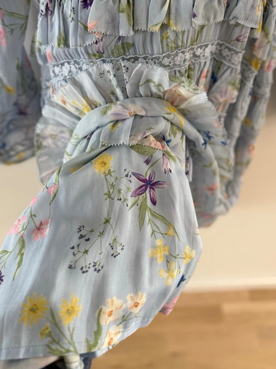 By malina, XS, Blommig volangklänning i pastell - 3