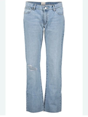 Ljusblå raka jeans från Abrand  - Säljer ett par ljusblå jeans från Abrand, har aldrig andvänt dom i storlek 25, S 💕