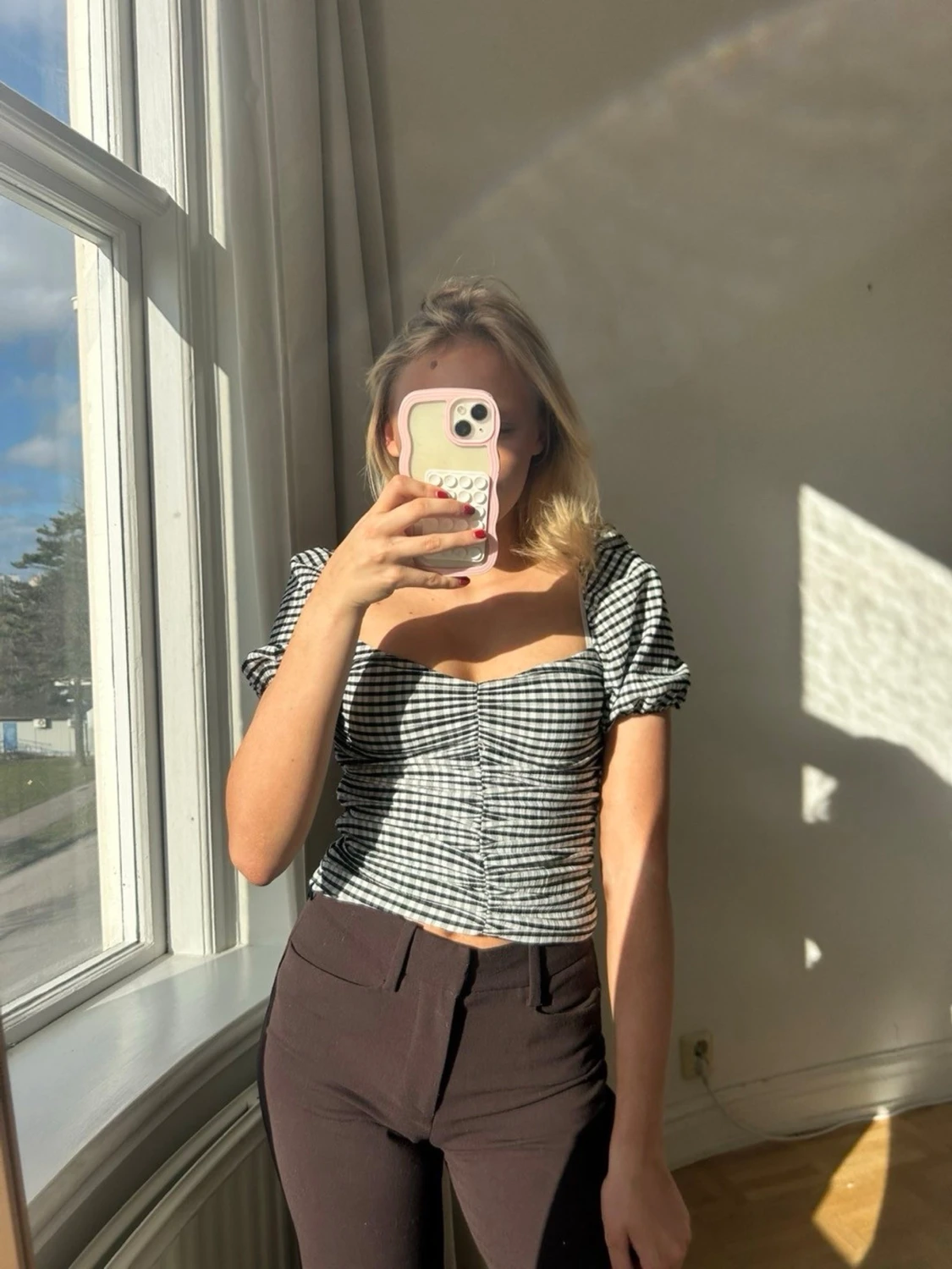 Rutig svartvit blus med puffärm💖✨ - 2