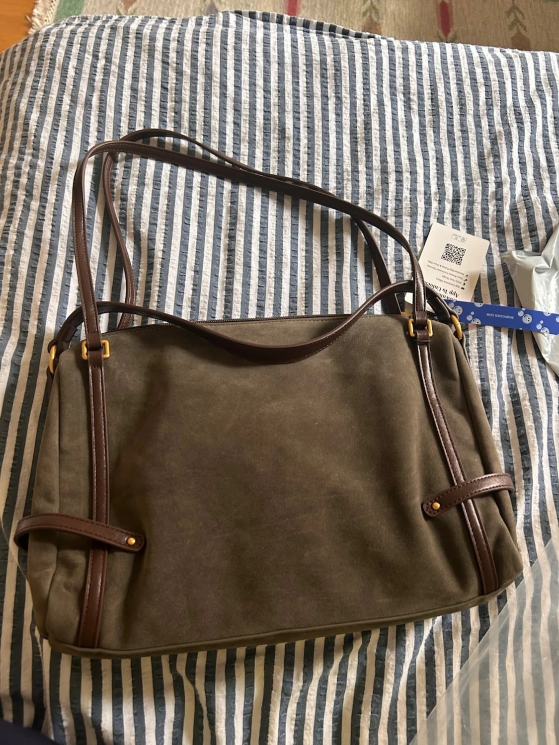 Grön helt ny  axelväska från Cider