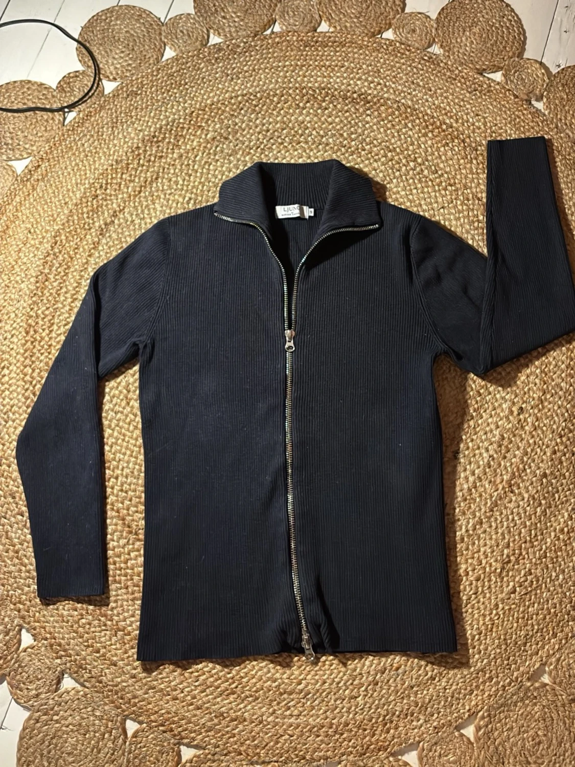 Full zip från LJUNG - 1