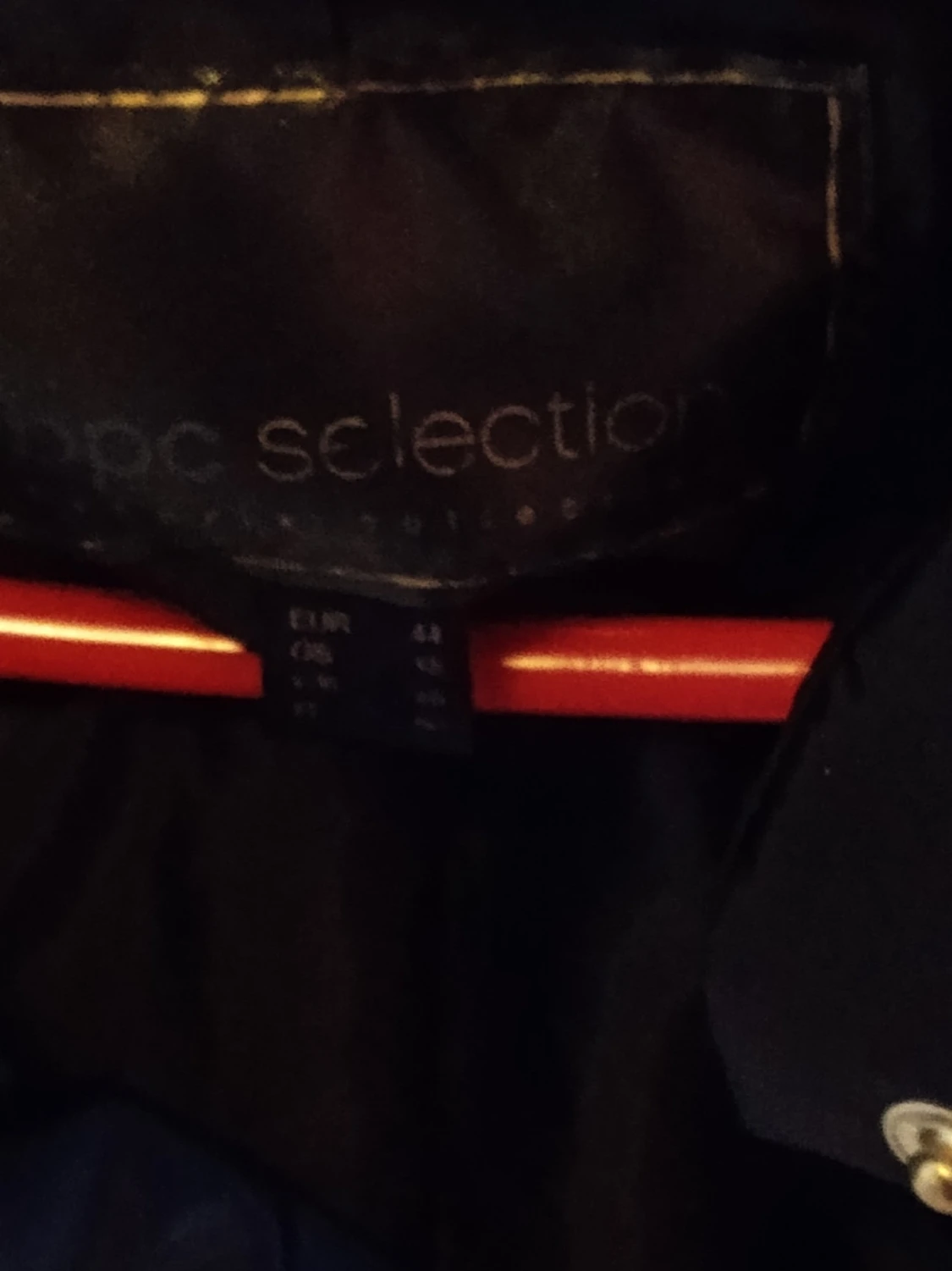 Svart pufferjacka med huva - 4