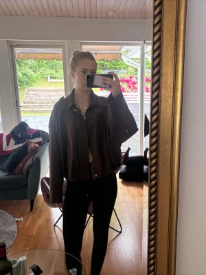 Brun mocka jacka från Zara💕 - Från Zara💕