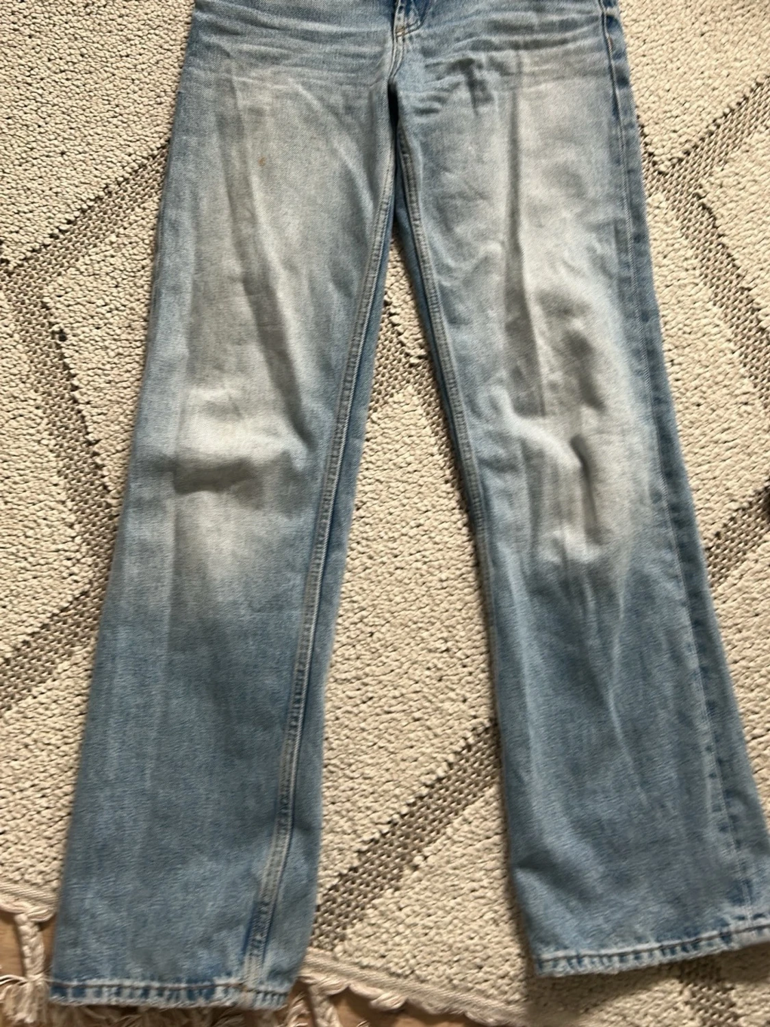 Blå baggyish jeans från ZARA - 2