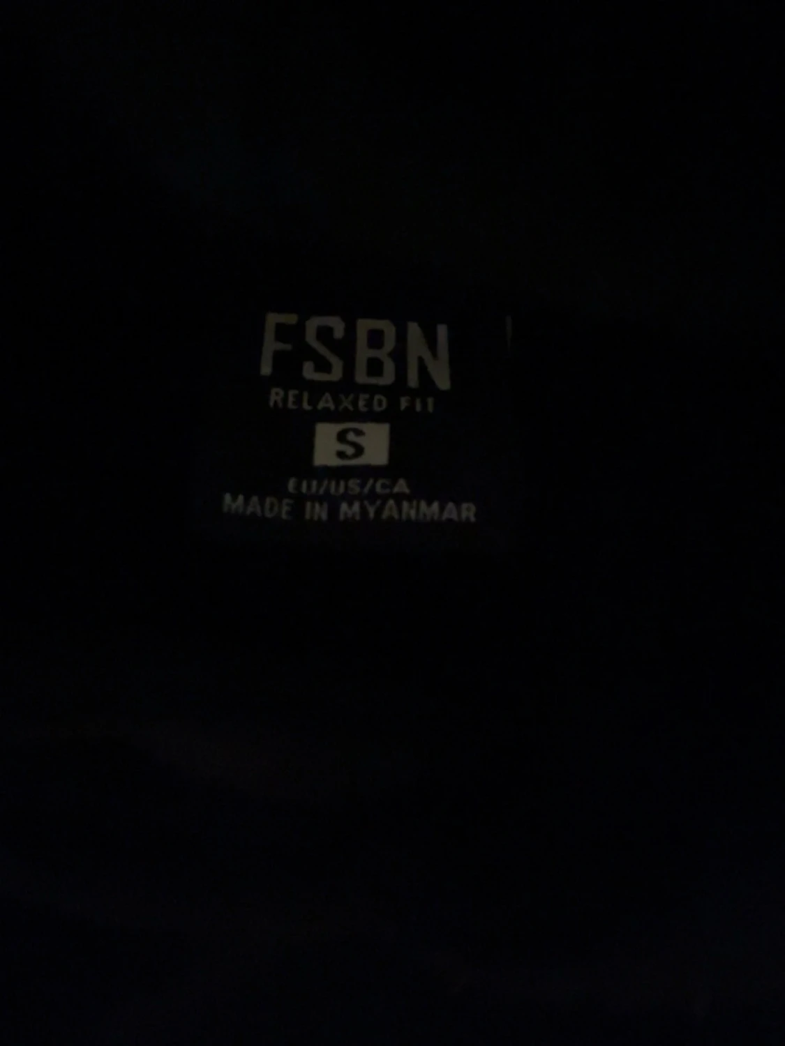 Svart hoodie med björntryck - 2