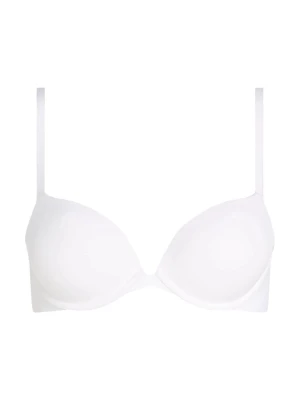 Vit push-up bh Calvin Klein  - Säljer en stilren vit push-up bh med tunna, justerbara axelband och släta kupor. Samma Bh som på bilden förutom att på min står det ”Calvin Klein” med guld  smått under bröstet, inget som syns. Köpt för 600, storlek 75 C. Skriv för fler frågor/ bilder🩷