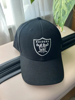 Raiders keps '47  - Original raiders keps från USA. Aldrig använd 