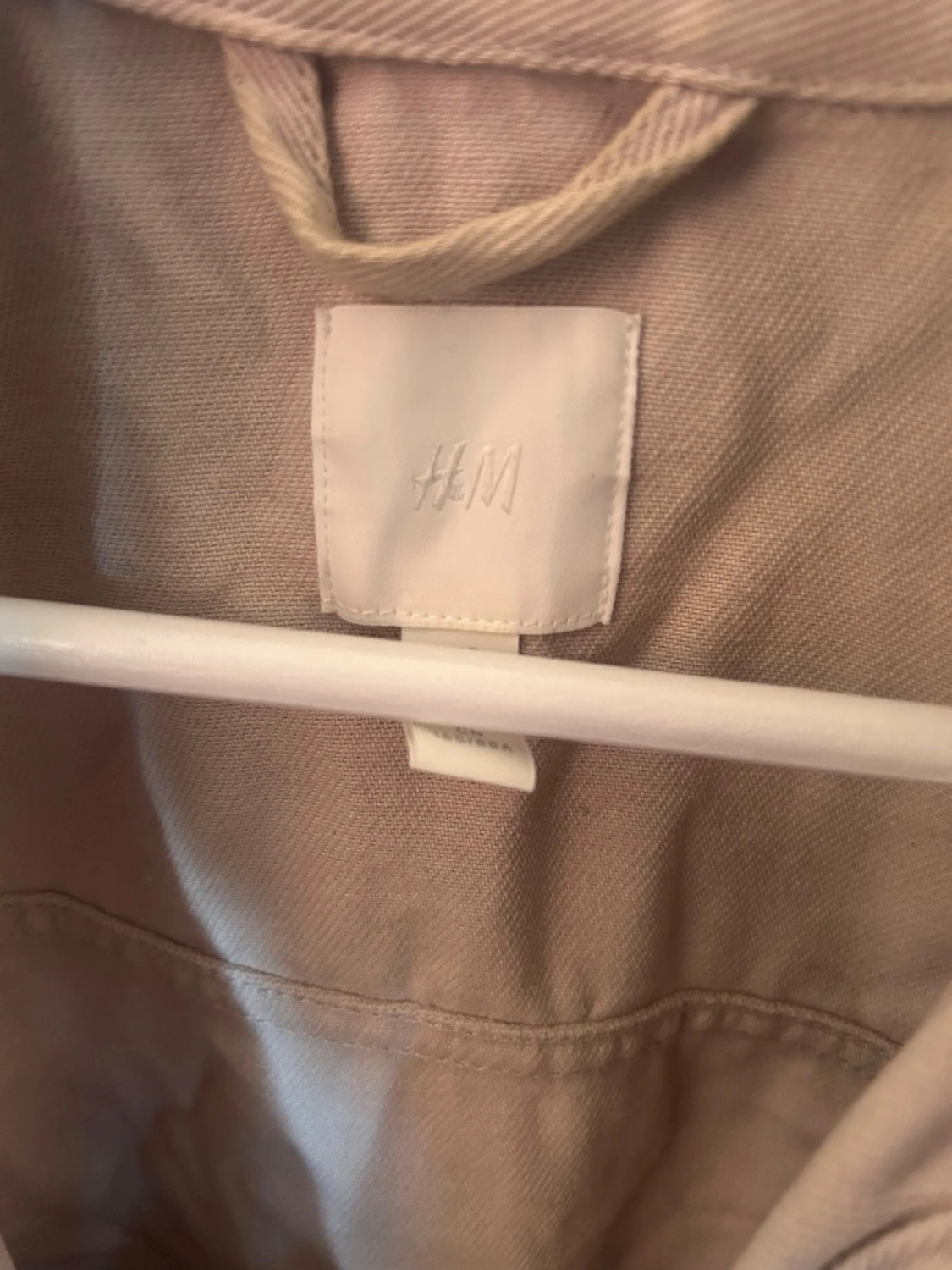 Beige overshirt med fickor - 2