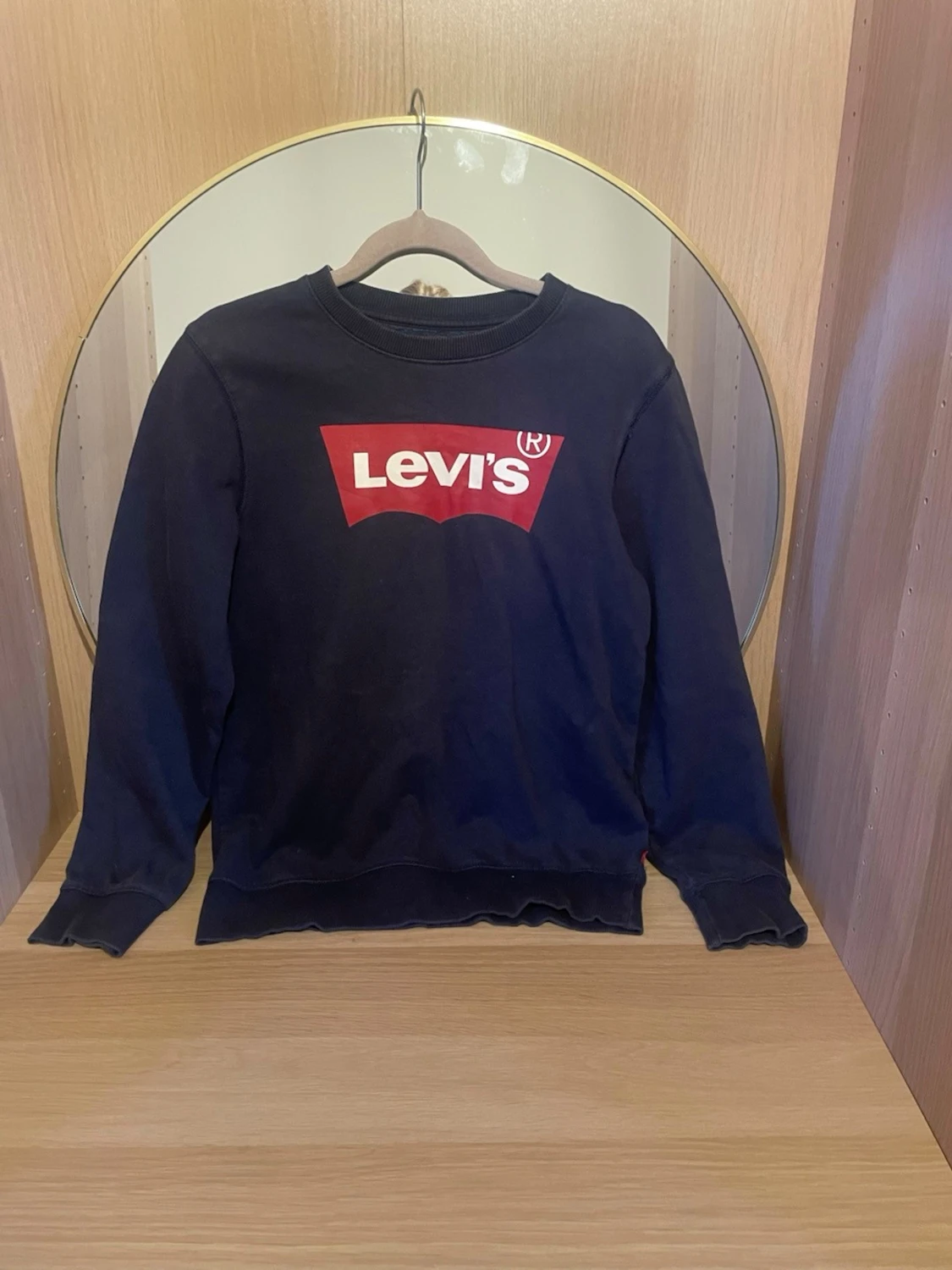 Mörkblå sweatshirt från Levi's - 1