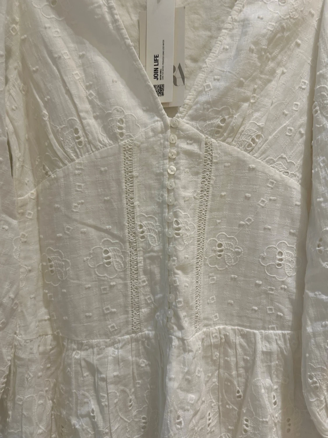 Ny Vit broderad klänning från Zara - 2