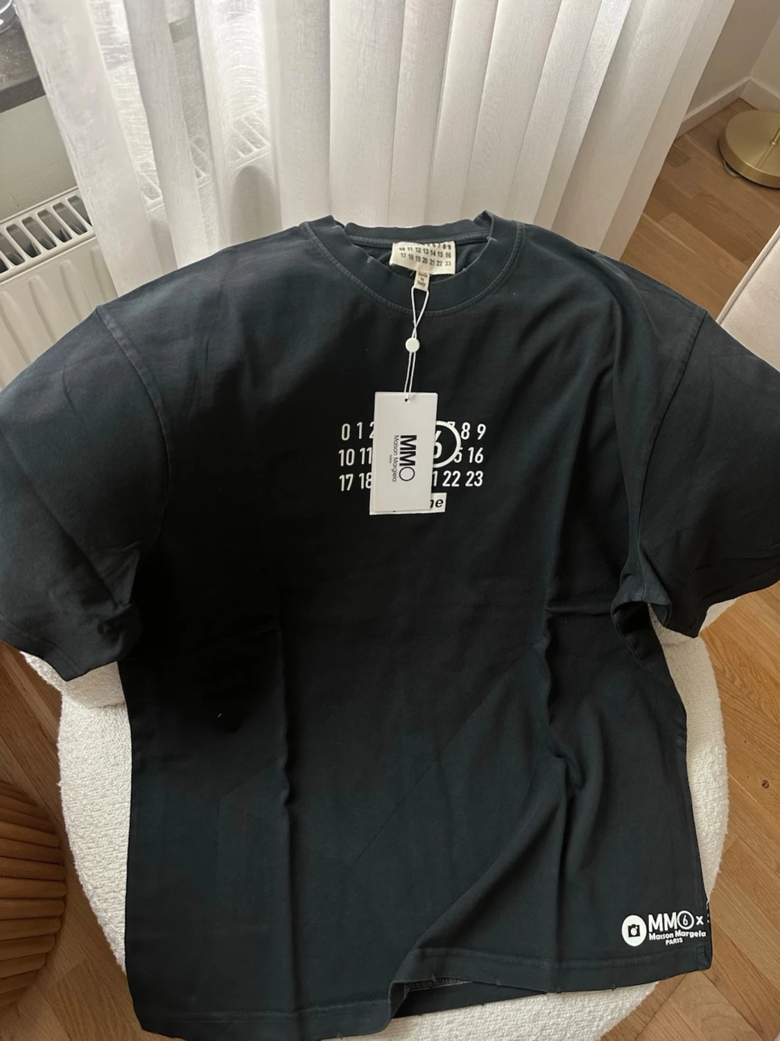 Supreme  - 2