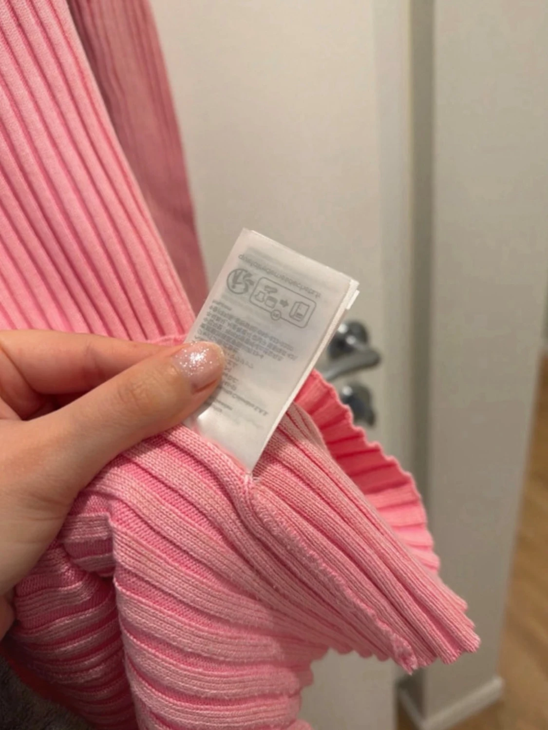 Rosa ribbad klänning från H&M - 2