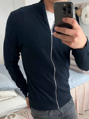 Lindeberg merino wool cardigan  - Nytt skick 
