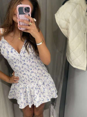 Zara klänning - Använd två gånger❤️Slutsåld på Zara