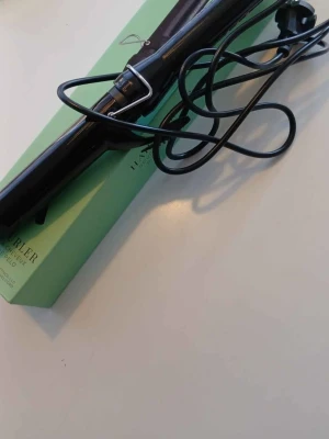 Svart locktång med sladd - Locktång i nyskick