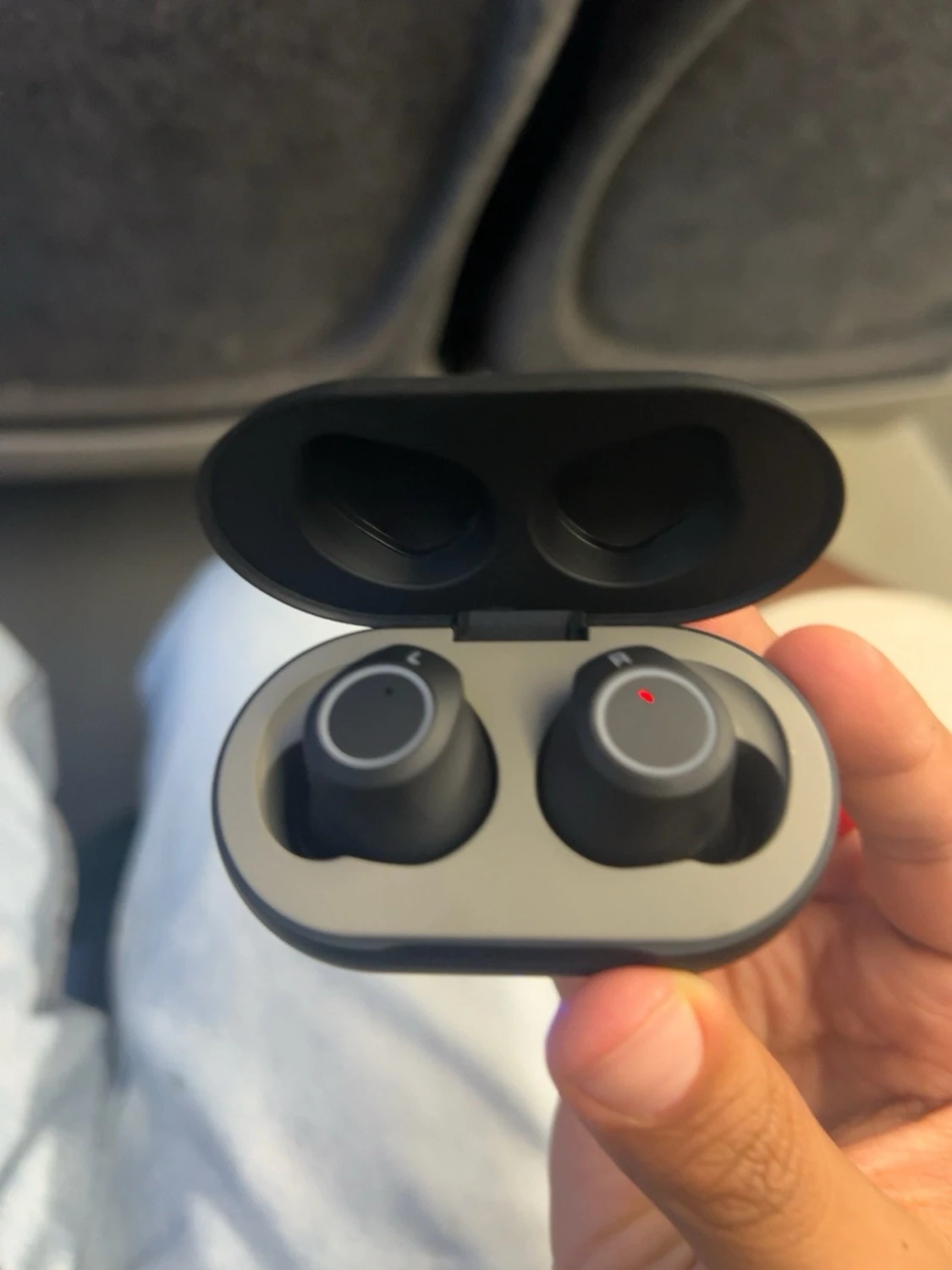 Svarta trådlösa in-ear hörlurar - 1