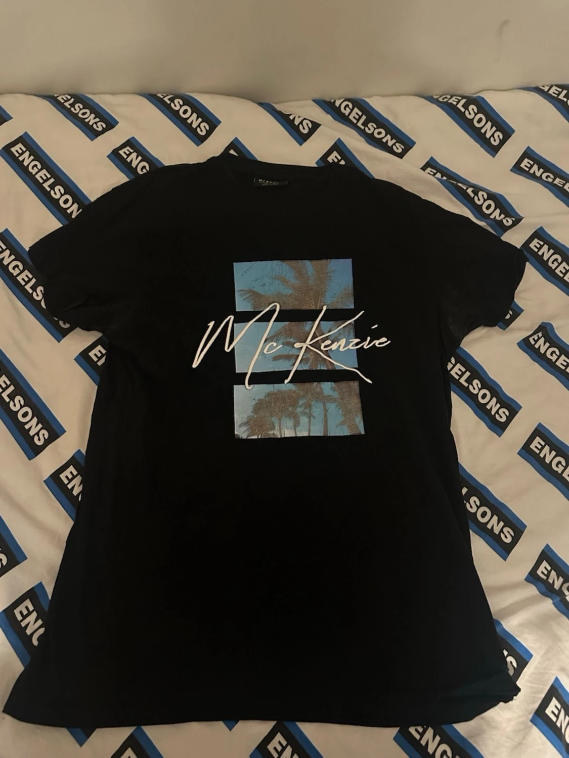 Svart McKenzie t-shirt