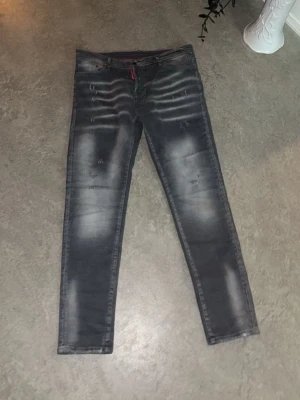 Vackra jeans - Jättevackra jeans som passar många outfits 