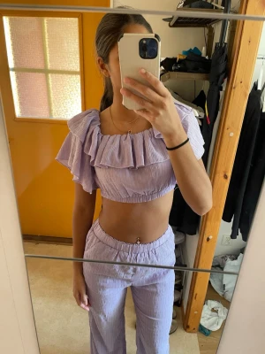 Matchande set  - Gulligt och fint matchande set, helt ny🌸