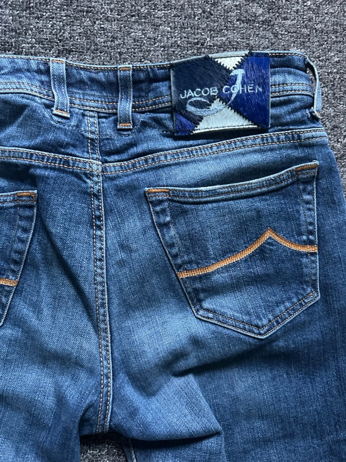 Blå jeans från Jacob Cohen
