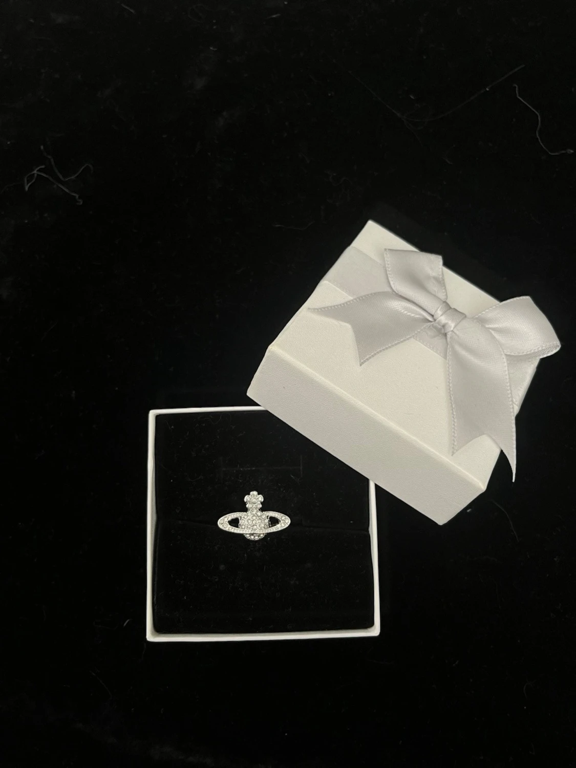 Saturnus ringt i guld och silver  - 4