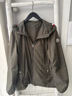 Moncler windbraker  - Fin moncler 