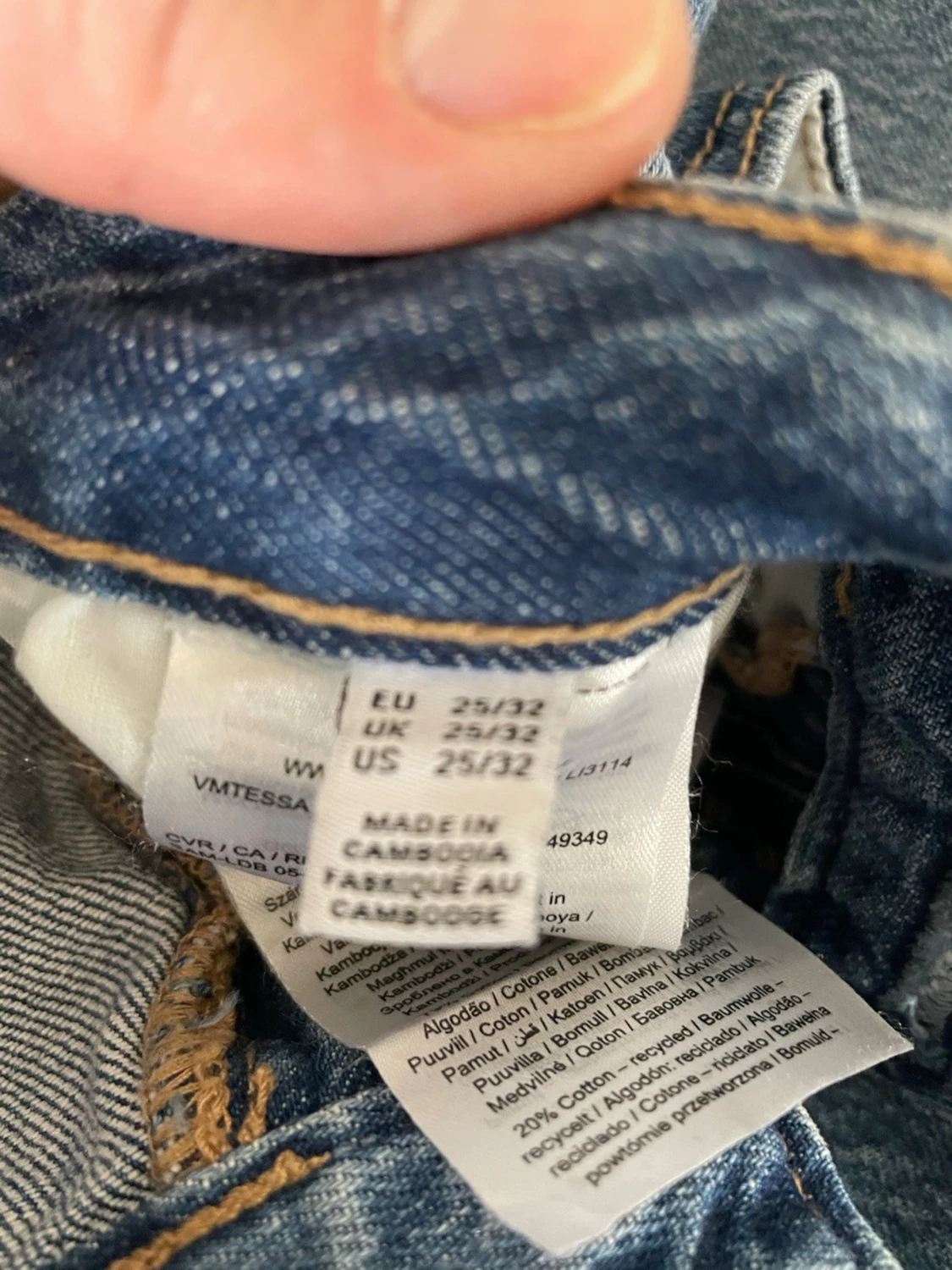 Blå raka jeans från VMD - 2