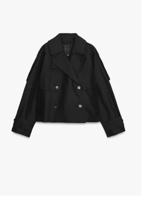 Trenchcoat  - Jättefin trenchcoat från Zara som knappt är ancänd, nypris 800