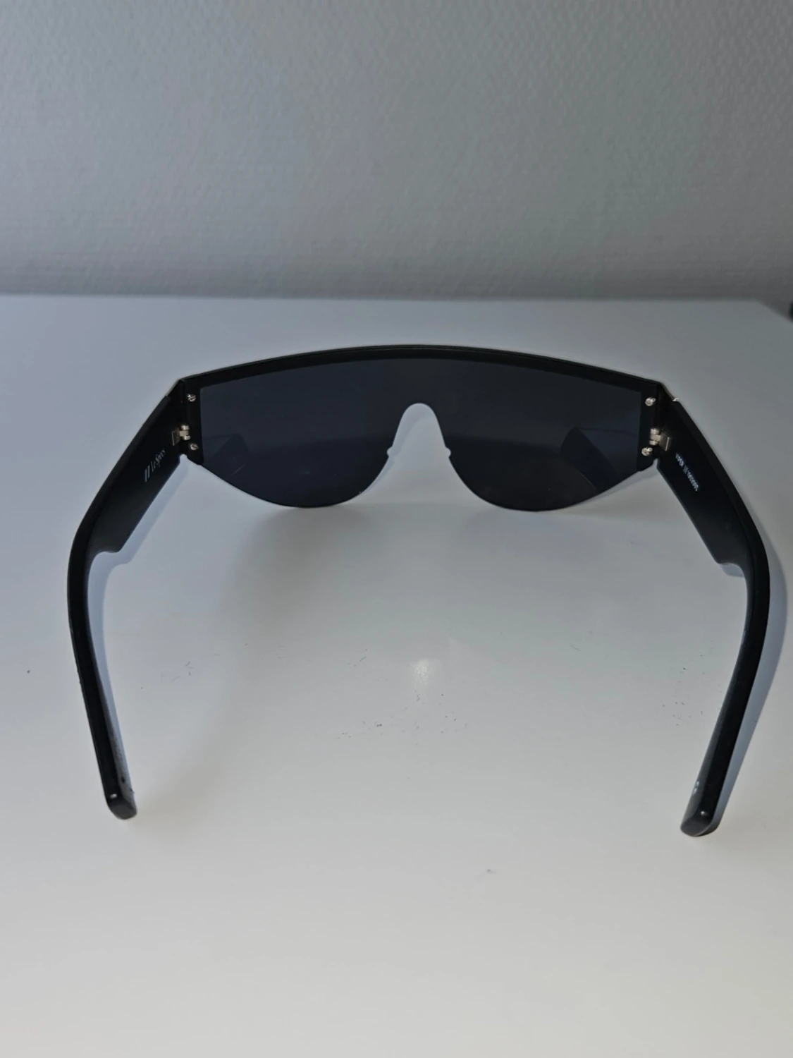 Le Specs solglasögon - 1