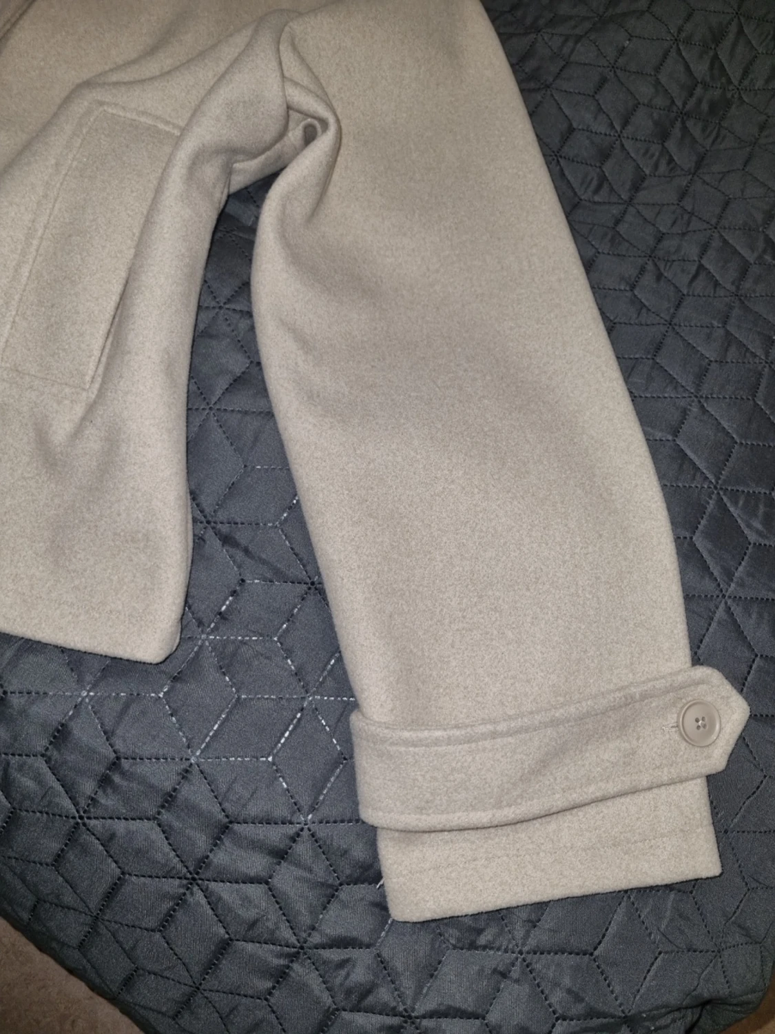Beige kappa med fuskpäls - 1