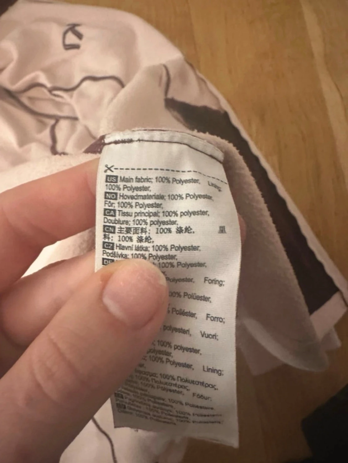 Ljusrosa hoodie från Kari Traa - 3