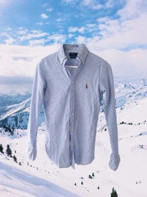 Ralph Lauren Skjorta  - En Ralph lauren Skjorta i storlek S, inga problem eller skador 