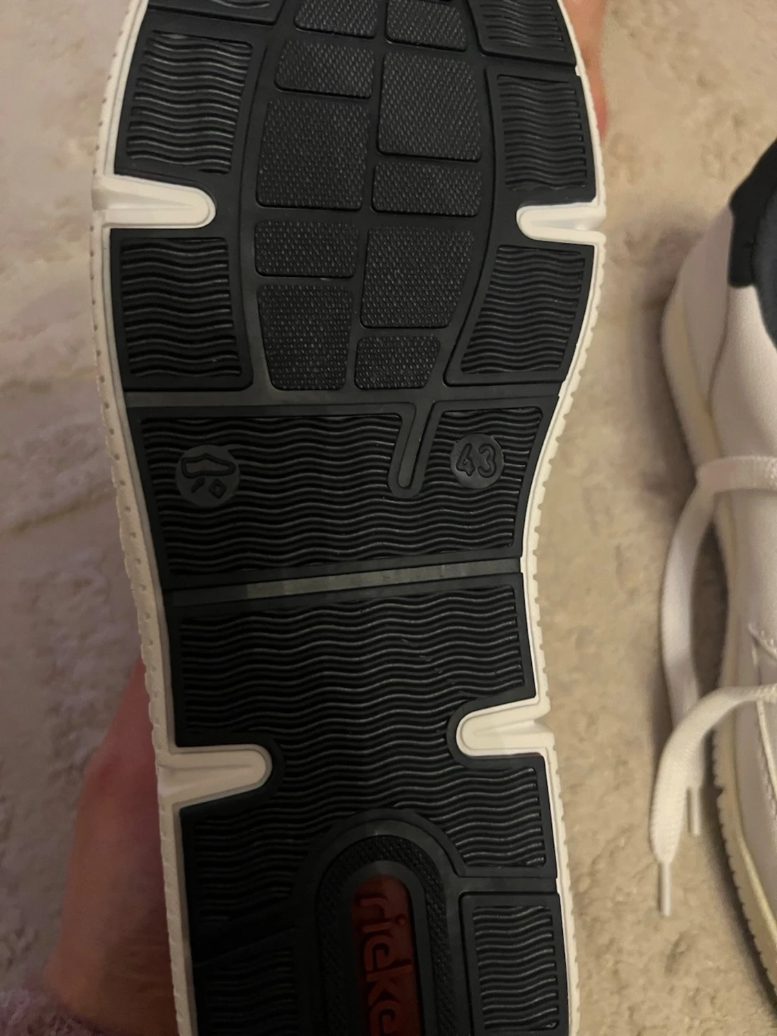 Vita sneakers från Rieker med dragkedja - 3