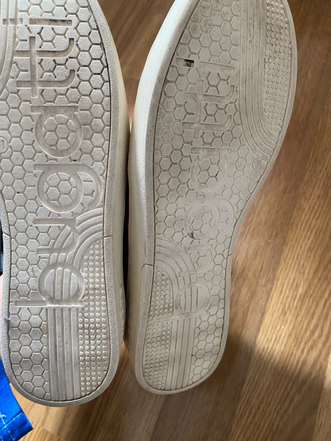 Roséguld,brons bugatti sneakers med beiga snören - 5