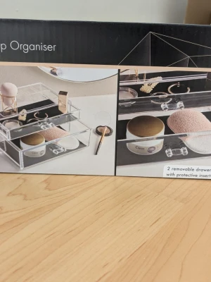 Makeup organiser  - Bra att ha kom aldrig till användning 💕💕